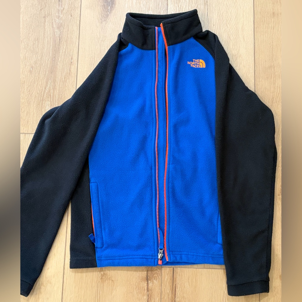 The North Face Kids Blue & Black Fleece Zip Jacket with Red Zipper Accents